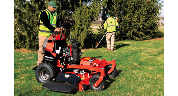 Pros say younger hires with experience in technology make a somewhat seamless transition to operating a mower on a crew. (Photo: Matthew Allen)